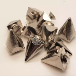 Bewild Spikes & Studs - Squared Stubby Spikes - (10pc)
