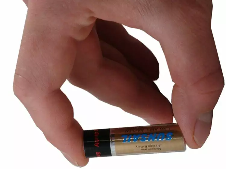 Bewild Amazing AA Battery Diversion Safe Diversion Safes, Trays & Containers 5 Bewild Amazing AA Battery Diversion Safe Diversion Safes, Trays & Containers