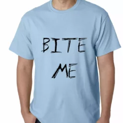 Bewild Cool Funny & Offensive Bite Me Zombie And Vampire Lovers Mens T-shirt