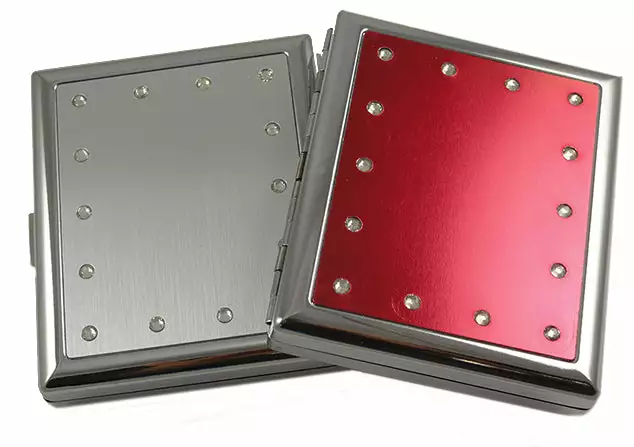 Bewild Classy Diamond Cigarette Case (Regular Size Only) Cigarette Cases 4 Bewild Classy Diamond Cigarette Case (Regular Size Only) Cigarette Cases
