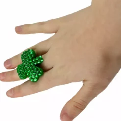 Bewild Dazzling Shamrock Ring