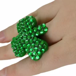 Bewild Dazzling Shamrock Ring