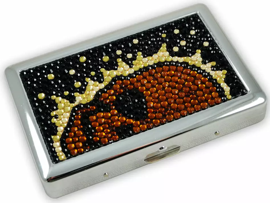 Bewild Deluxe Stone Cigarette Case With Skulls (For Regular's & 100's) Cigarette Cases 5 Bewild Deluxe Stone Cigarette Case With Skulls (For Regular's & 100's) Cigarette Cases