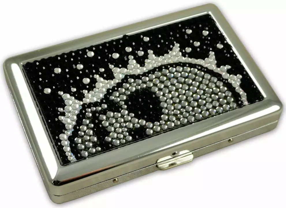 Bewild Deluxe Stone Cigarette Case With Skulls (For Regular's & 100's) Cigarette Cases 3 Bewild Deluxe Stone Cigarette Case With Skulls (For Regular's & 100's) Cigarette Cases