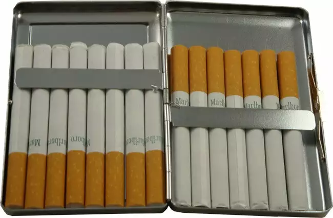 Bewild Deluxe Stone Cigarette Case With Skulls (For Regular's & 100's) Cigarette Cases 11 Bewild Deluxe Stone Cigarette Case With Skulls (For Regular's & 100's) Cigarette Cases