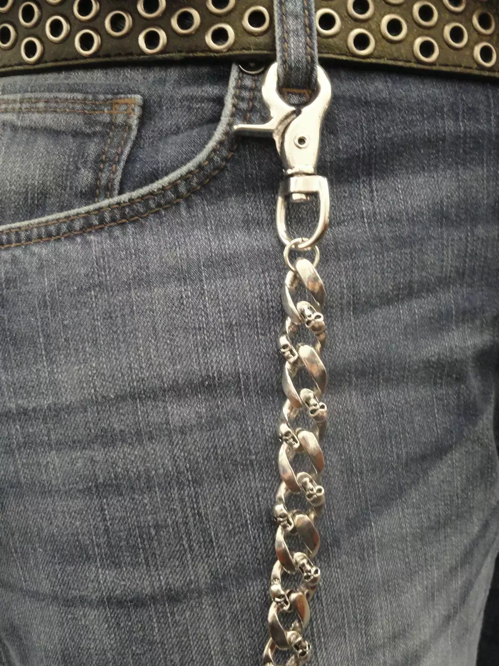 Bewild Wallets & Chains Graveyard Skulls Tough Link Jean And Wallet Chain 7 Bewild Wallets & Chains Graveyard Skulls Tough Link Jean And Wallet Chain