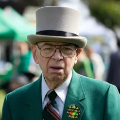 Bewild Accessories St Patrick's Day Officially Irish Light Up LED Pin