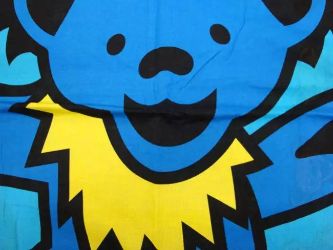 Bewild Tapestries The Grateful Dead "Youtchi Bear" Dancing Bear Tapestry 7 Bewild Tapestries The Grateful Dead "Youtchi Bear" Dancing Bear Tapestry